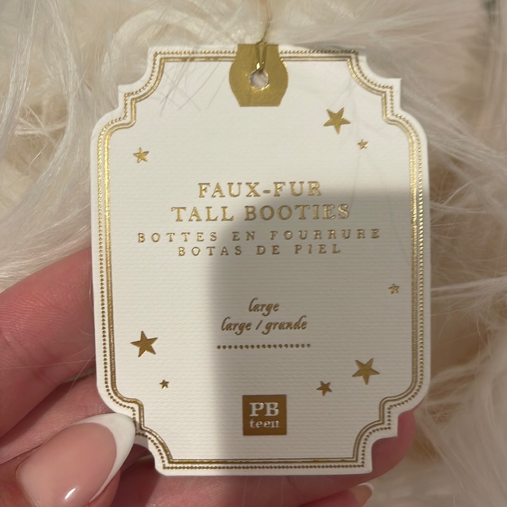 White Faux Fur booties - Picture 5 of 6